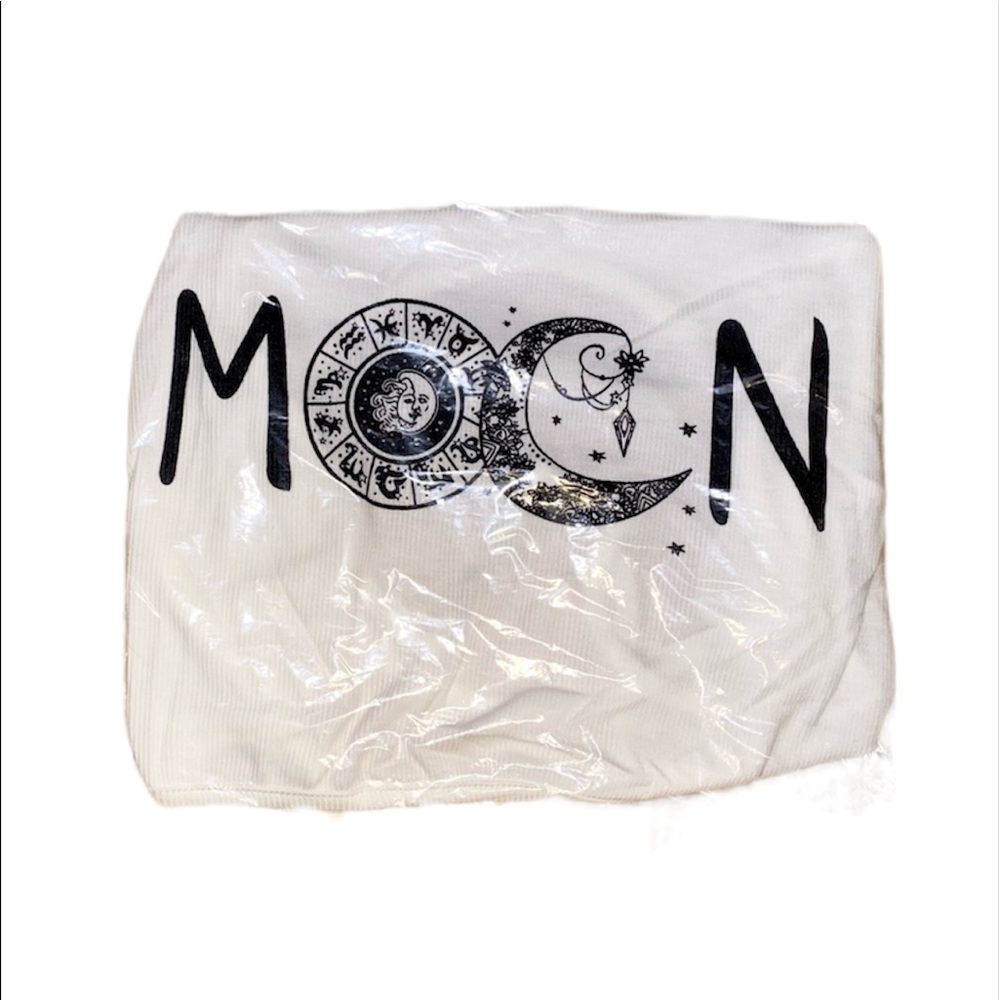 NWT Shien: Extra Large Black & White Moon Tie Up Horoscope Crop Halter - Picture 7 of 7